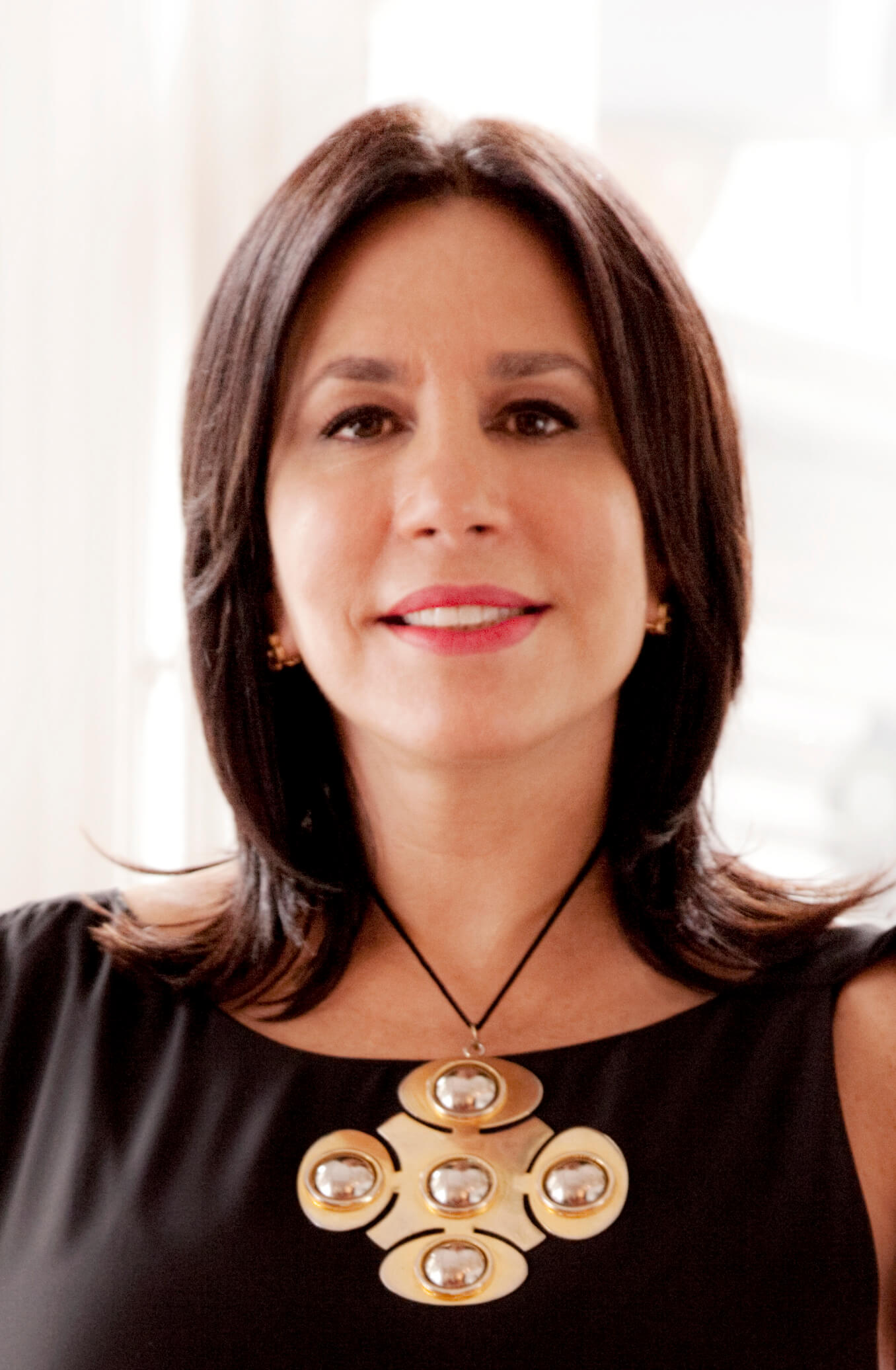 Madeline Weinrib - Designer - designer of a luxury Savoir Bed